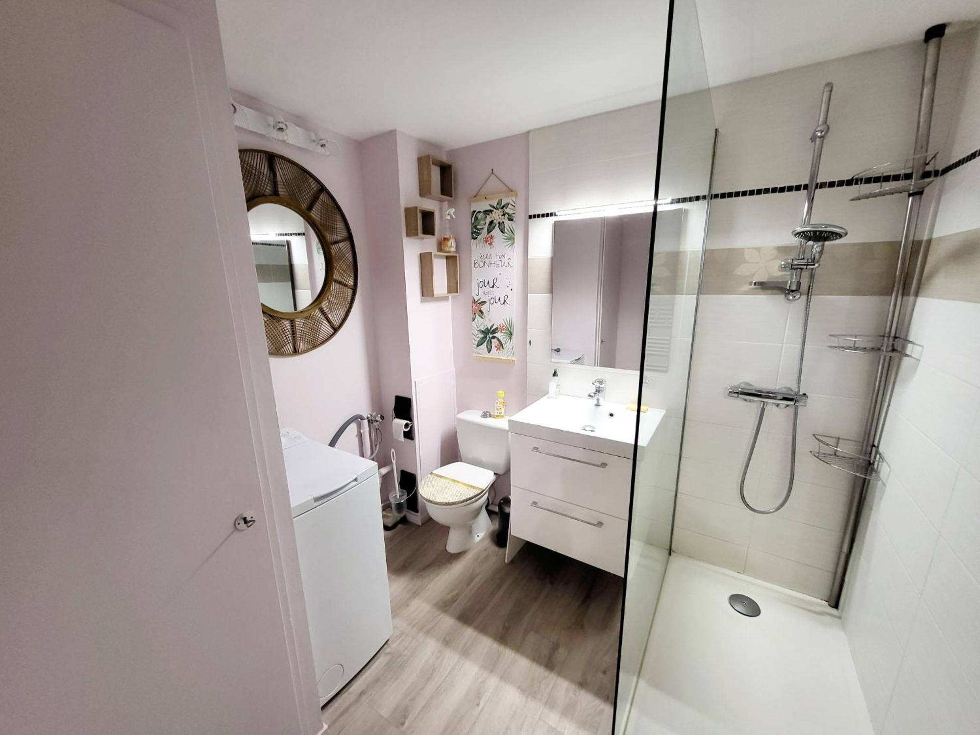 Appartement Moderne Au Centre-Ville, 150M Plage, Wifi, Confort Ideal Pour Familles - Fr-1-92-876 Les Sables-dʼOlonne Exteriör bild