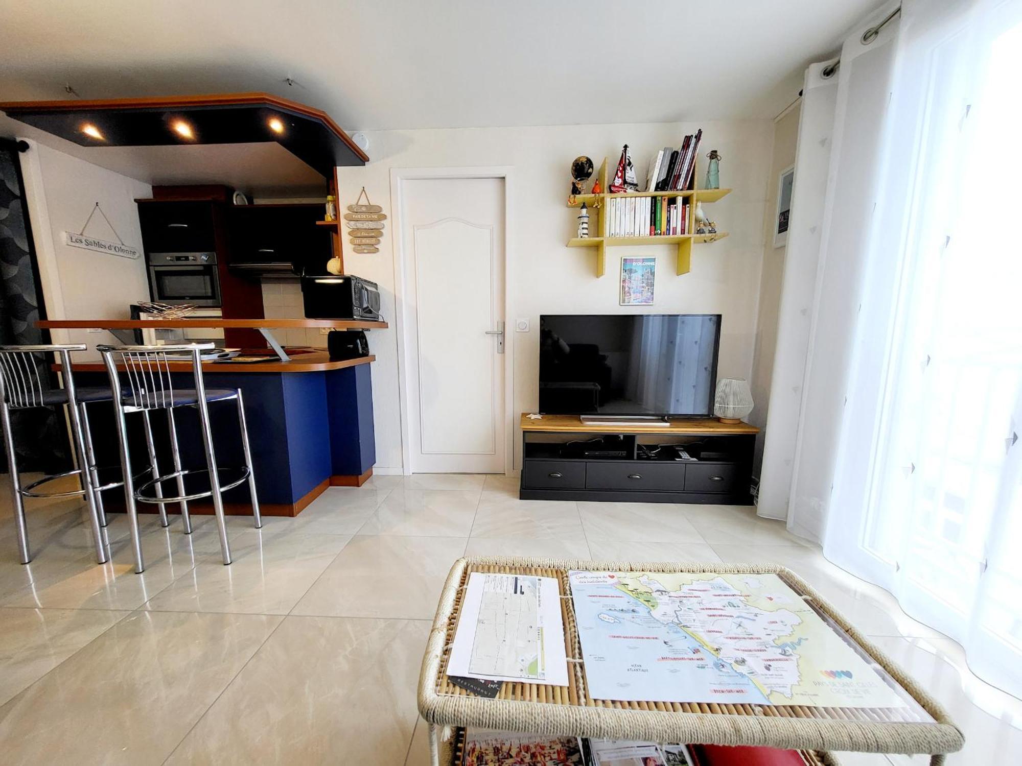 Appartement Moderne Au Centre-Ville, 150M Plage, Wifi, Confort Ideal Pour Familles - Fr-1-92-876 Les Sables-dʼOlonne Exteriör bild