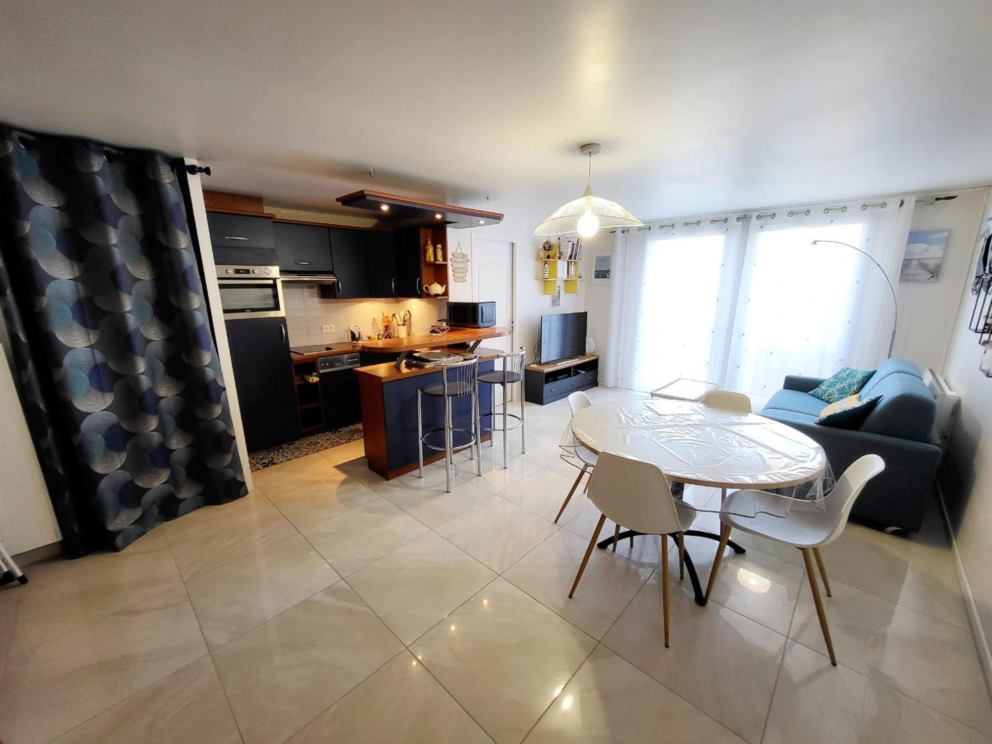Appartement Moderne Au Centre-Ville, 150M Plage, Wifi, Confort Ideal Pour Familles - Fr-1-92-876 Les Sables-dʼOlonne Exteriör bild