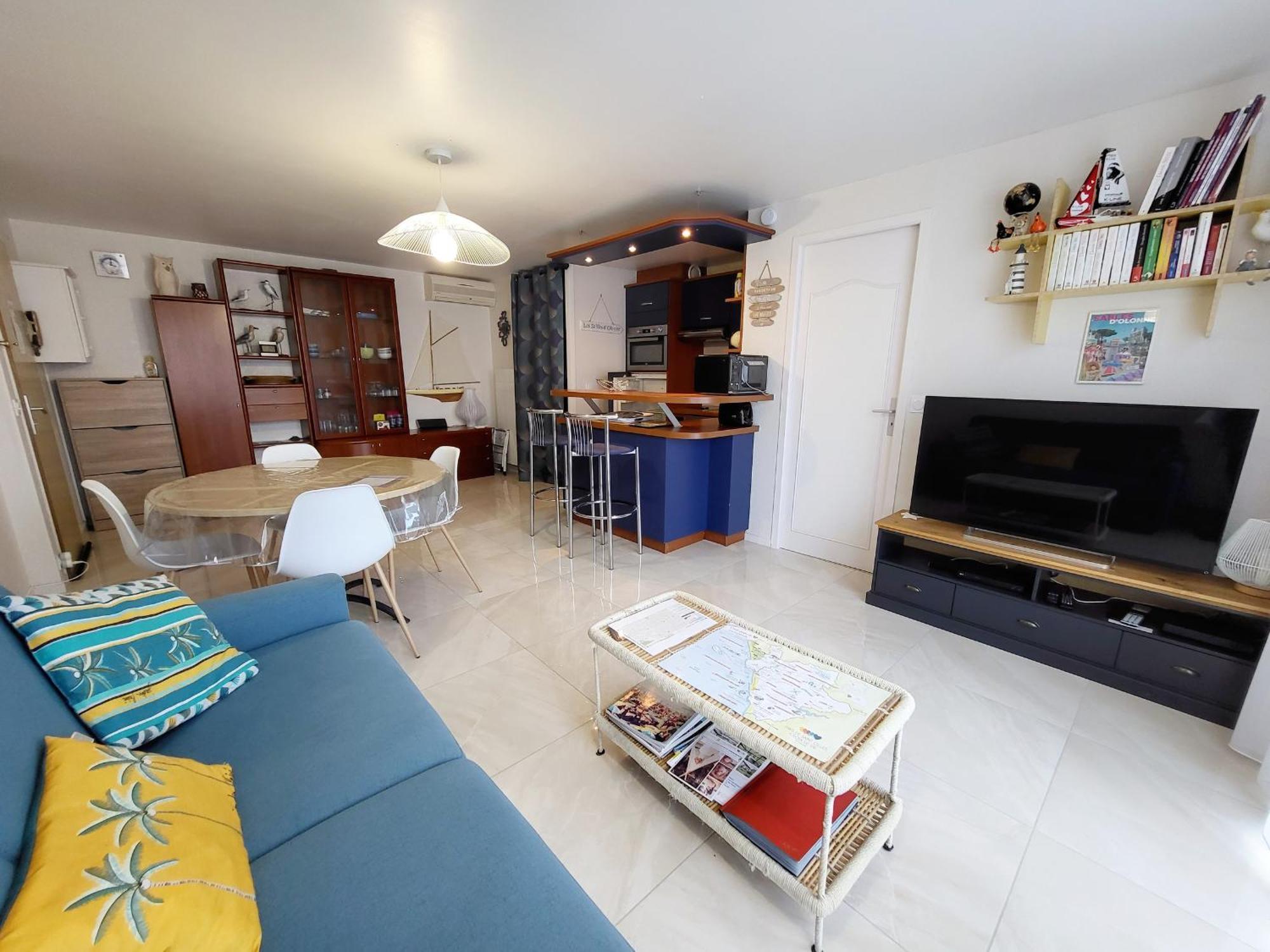 Appartement Moderne Au Centre-Ville, 150M Plage, Wifi, Confort Ideal Pour Familles - Fr-1-92-876 Les Sables-dʼOlonne Exteriör bild