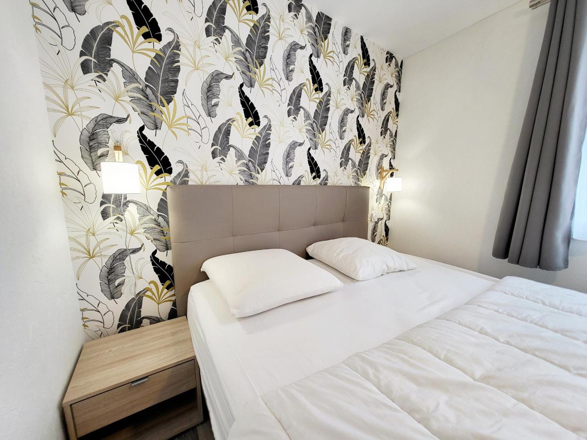 Appartement Moderne Au Centre-Ville, 150M Plage, Wifi, Confort Ideal Pour Familles - Fr-1-92-876 Les Sables-dʼOlonne Exteriör bild