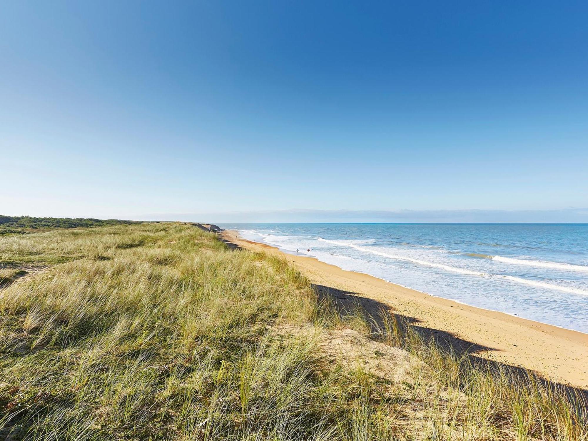 Appartement Moderne Au Centre-Ville, 150M Plage, Wifi, Confort Ideal Pour Familles - Fr-1-92-876 Les Sables-dʼOlonne Exteriör bild